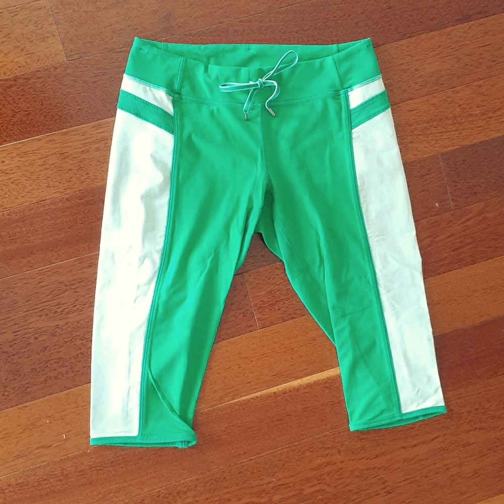 Green Crop Lululemon Leggings